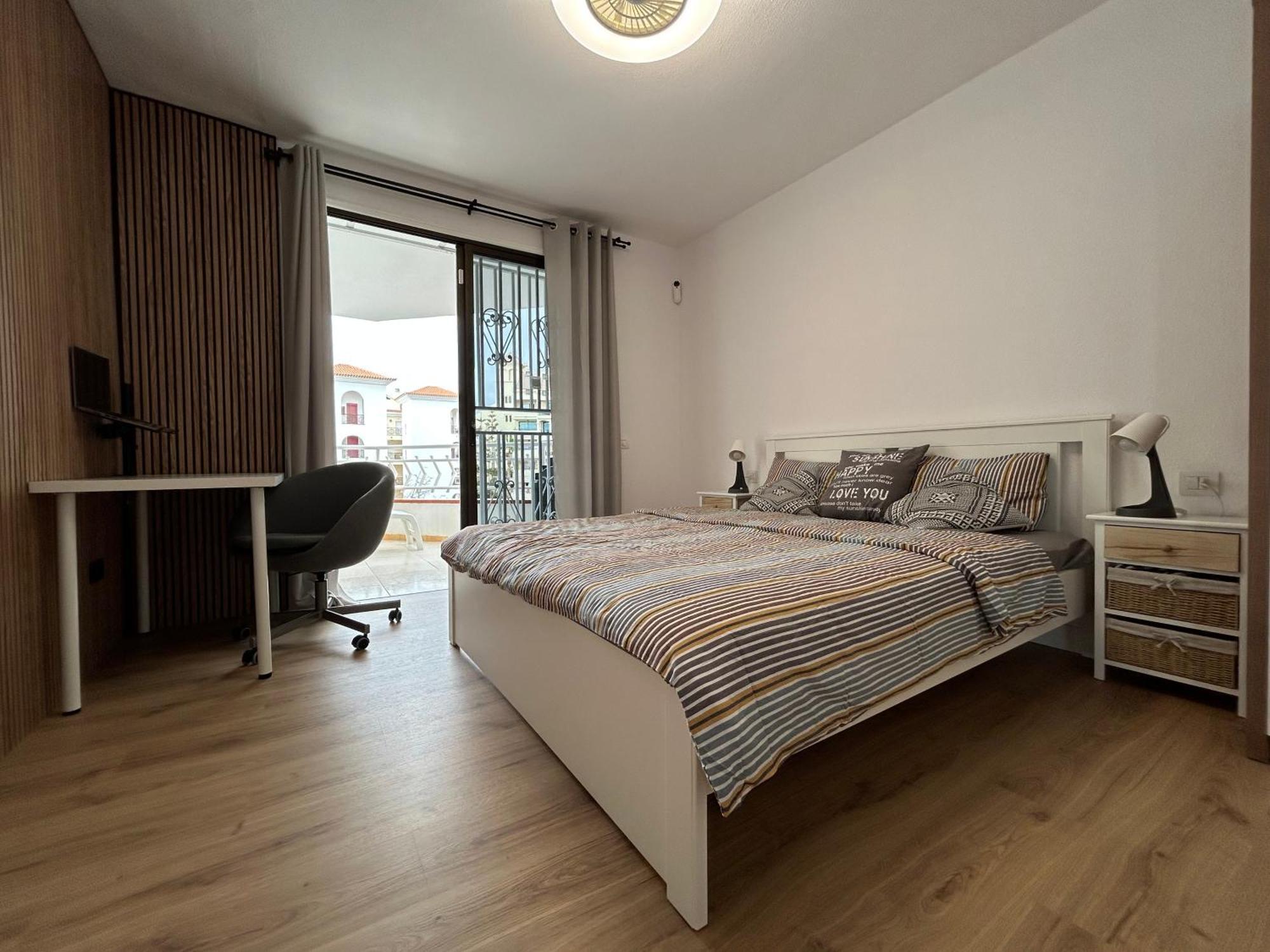 Modern Apartment, Heated Pool & 2 Terraces Los Cristianos  Exterior photo